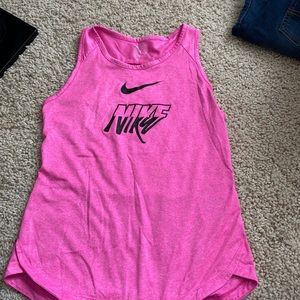 Nike Girls tank. Size M excellent condition